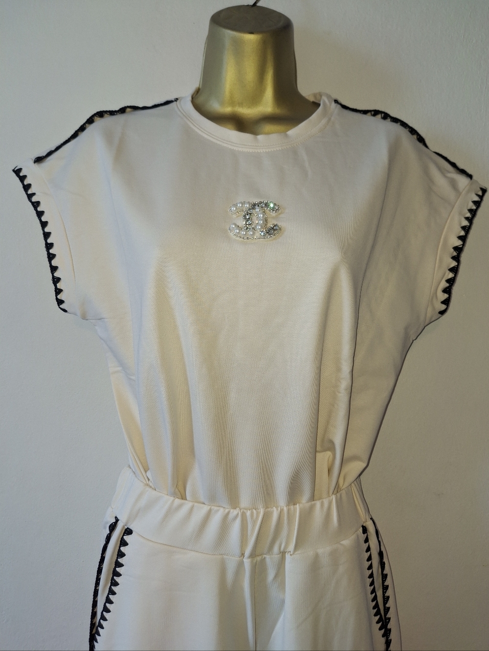 White Embellished Logo Short Sleeve Top - Designer-Inspired